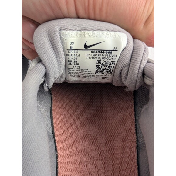 Size 9 Nike Womens Flex Essential TR 924344-009 Gray Running Shoes Sneakers - Picture 8 of 9
